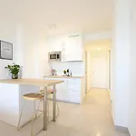 아파트 Stella Maris - Amazing Frontal Sea Views With Pool & Terrace By 10tosea 푸엔히롤라